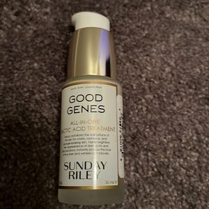 Brand-new Sunday Riley good genes